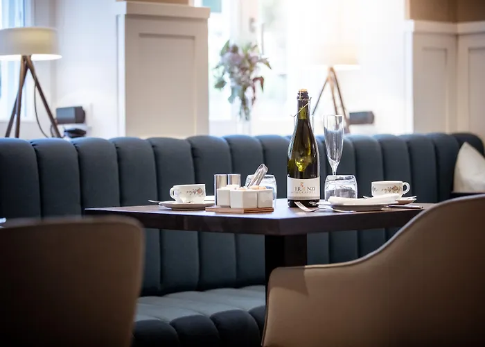 Rein Boutiquehotel فندق